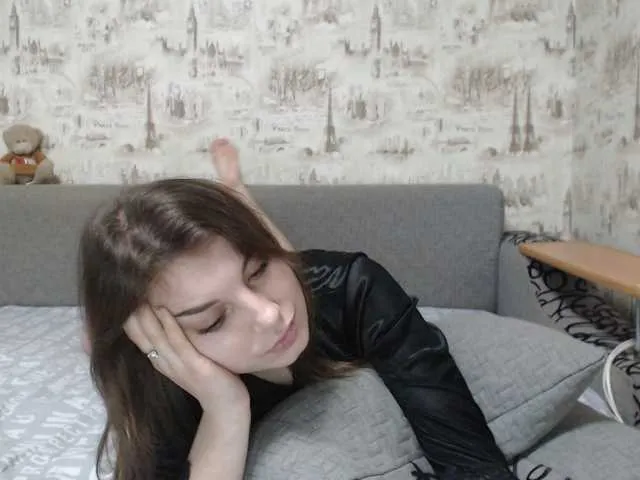 Live sex webcam photo for LunaRex #271640701