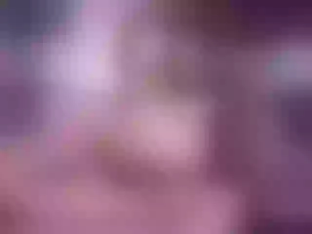 Live sex webcam photo for JuicyyAngel #271640094