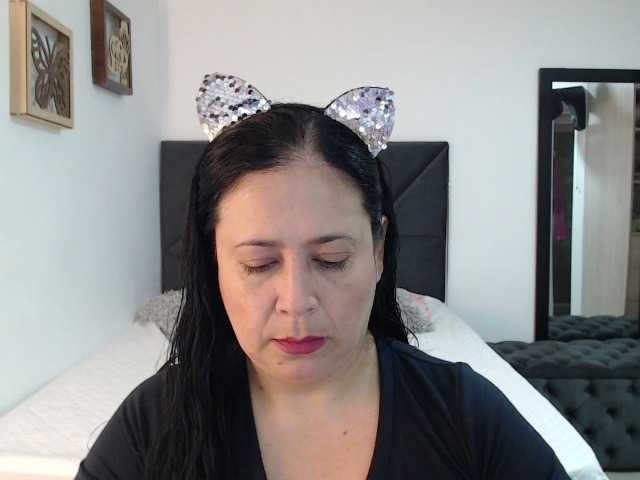 Live sex webcam photo for karla-tomm43 #271637242