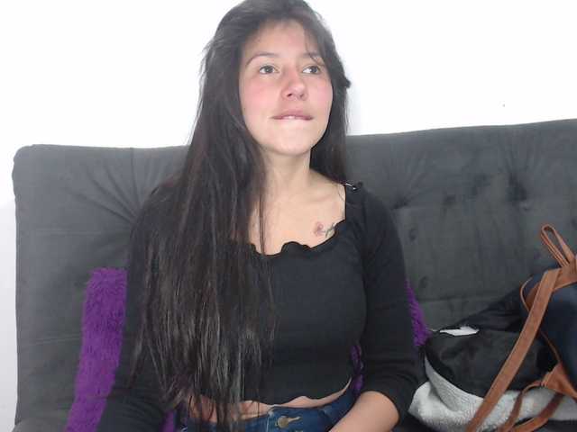 Live sex webcam photo for Manevalki01 #271636975