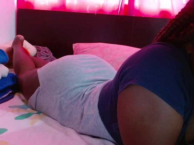 Live sex webcam photo for Daizy-cooper #271637148