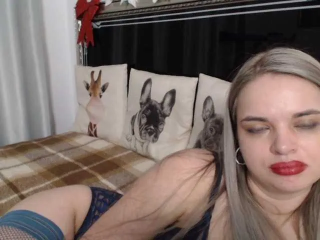 Live sex webcam photo for Lucritia #271640912