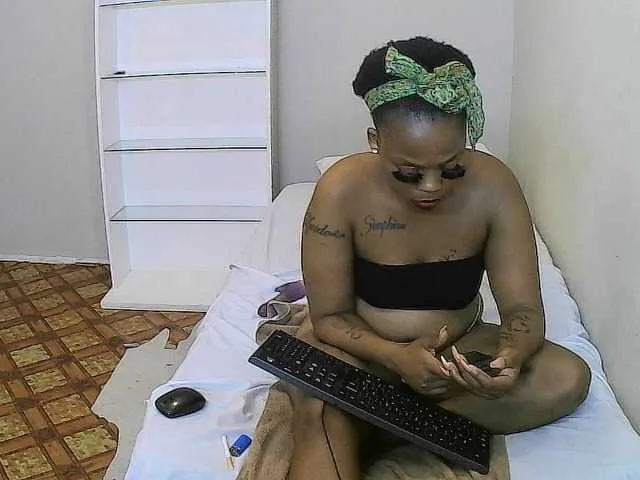 Live sex webcam photo for BlackMagic357 #271641505