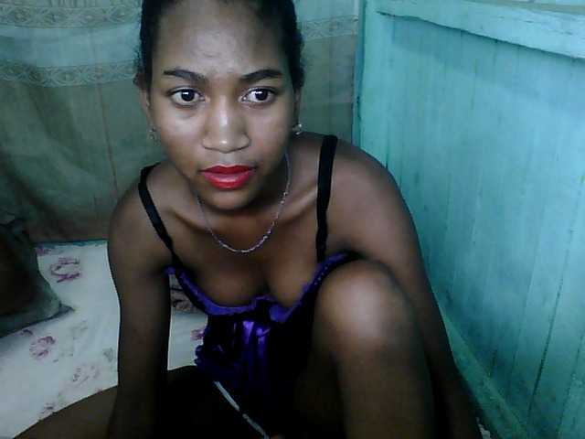 Live sex webcam photo for my-love10 #271641658