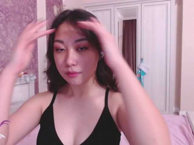 Live sex webcam photo for Alisonyugai #271641530