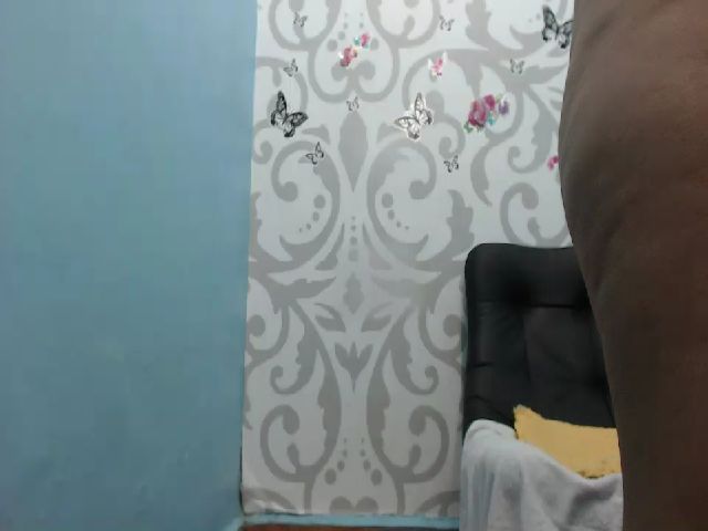 Live sex webcam photo for Violeta_97 #271632305