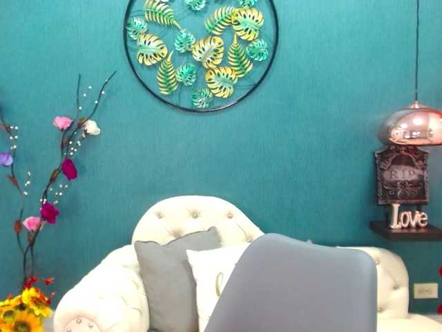 Live sex webcam photo for catte-monroe #271641750