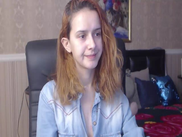 Live sex webcam photo for IrisNichols #271632228