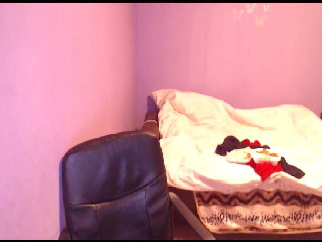 Live sex webcam photo for LoveJulliette #271638036