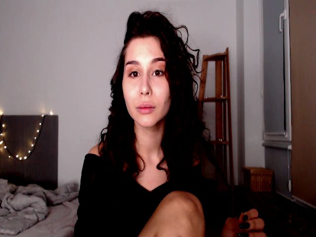 Live sex webcam photo for LeValeriya #271643664