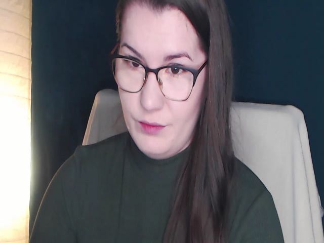 Live sex webcam photo for EveGoddes #271635929