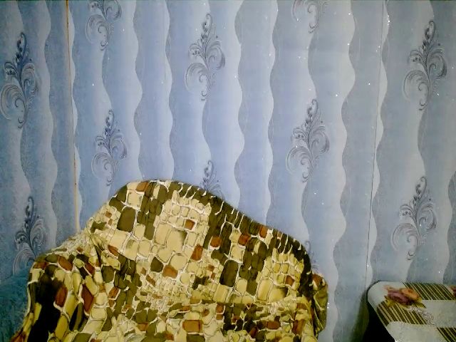 Live sex webcam photo for Alice2005 #271634360