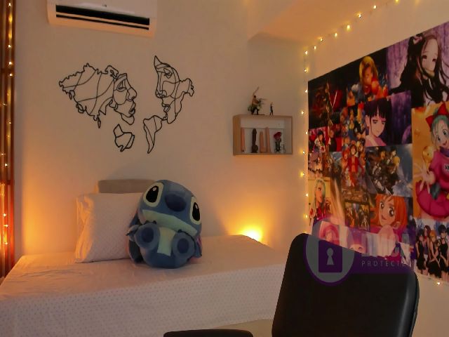 Live sex webcam photo for Angelin_cute #271643337