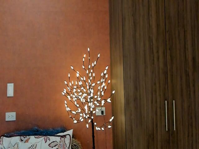 Live sex webcam photo for Forevermanu #271637373