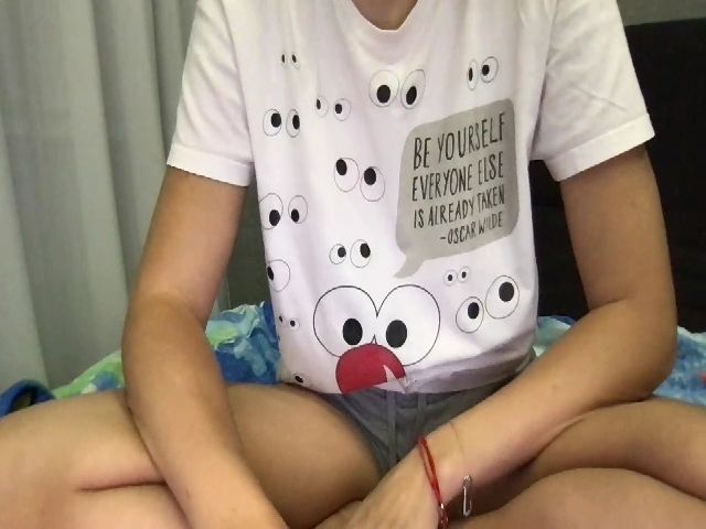 Live sex webcam photo for Angel_USA #271638393