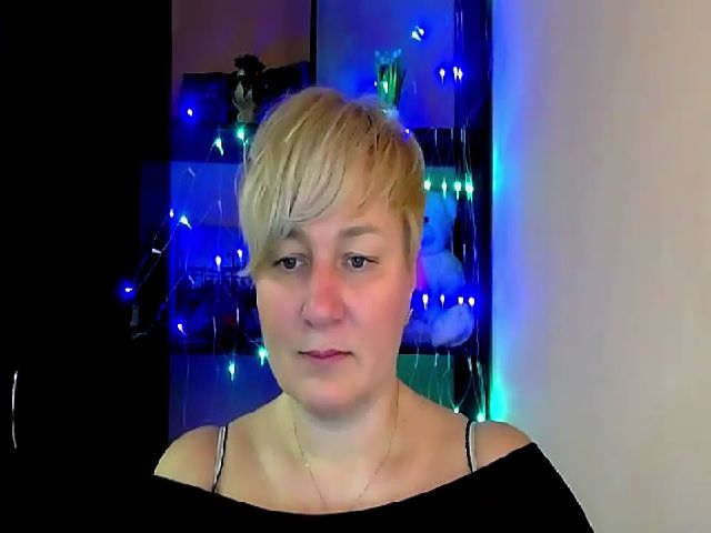 Live sex webcam photo for KailyMey #271637809