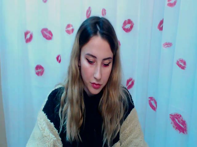 Live sex webcam photo for ModestBlonde #271639256