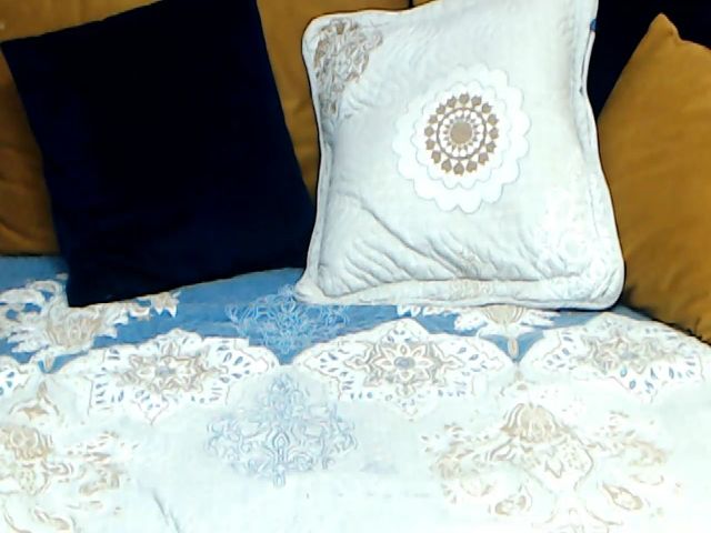 Live sex webcam photo for Marissa_Cute #271642259