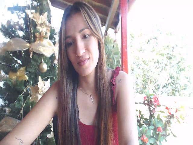 Live sex webcam photo for Karoline3 #271642104