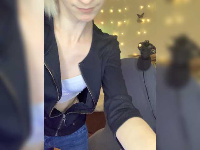 Live sex webcam photo for Judy-Hot #271640645