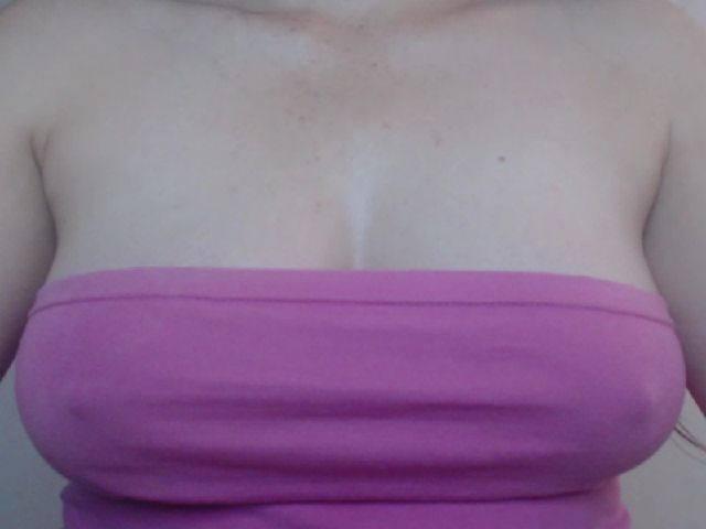 Live sex webcam photo for sexyhotlovex #271637804