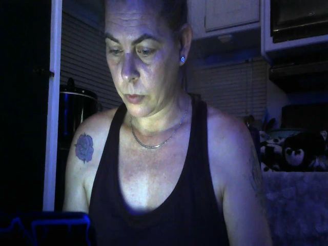 Live sex webcam photo for HotAcid1 #271632216