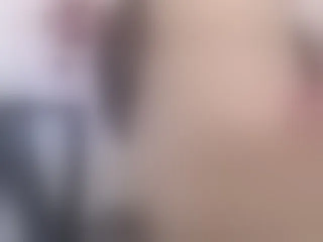 Live sex webcam photo for SophieSaenz #271641609