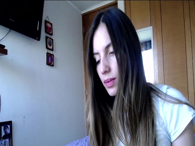 Live sex webcam photo for Alanaa_New #271642046