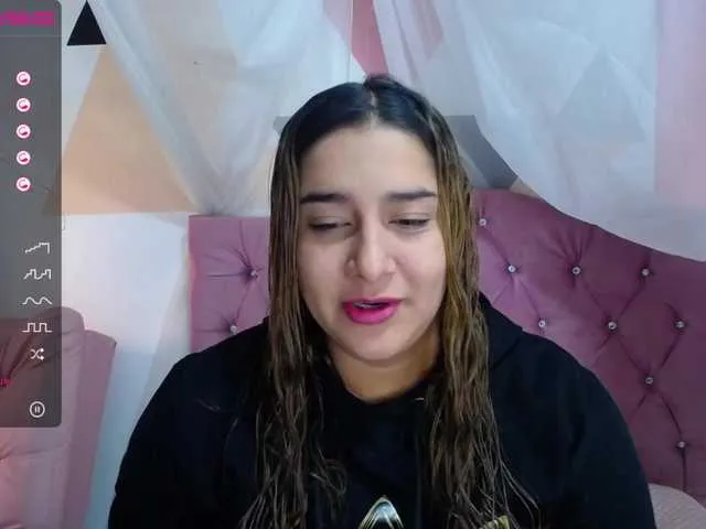 Live sex webcam photo for MelaniRice #271637328