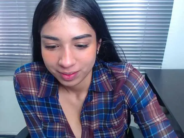 Live sex webcam photo for Elisa-Greco #271641521