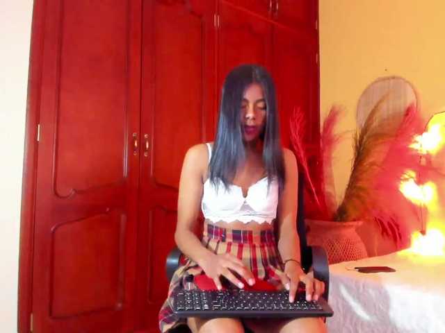 Live sex webcam photo for Girl-Lovers-- #271641565