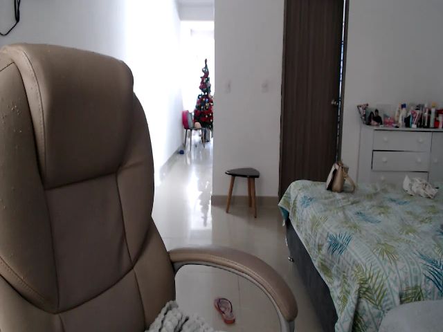 Live sex webcam photo for Ohmiax #271639814