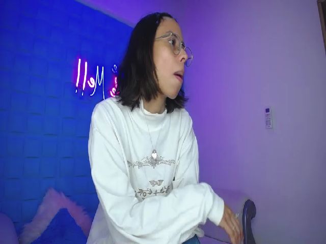 Live sex webcam photo for LITTLE_LOVE98 #271635934