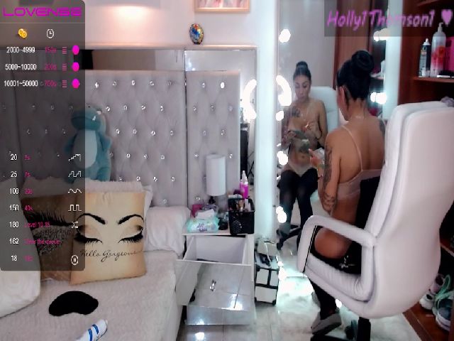 Live sex webcam photo for Holly1T #271632394