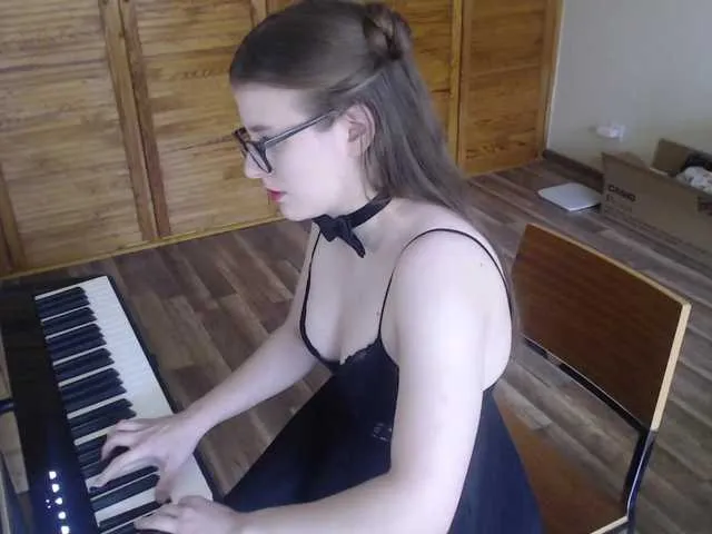 Live sex webcam photo for lilitgame #271636344