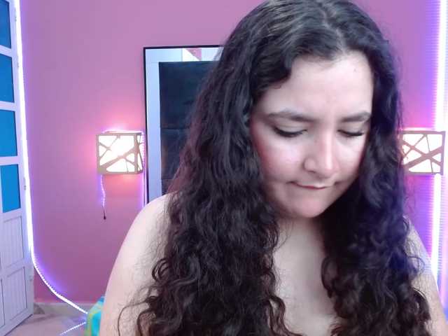 Live sex webcam photo for ViolettaGreco #271636506