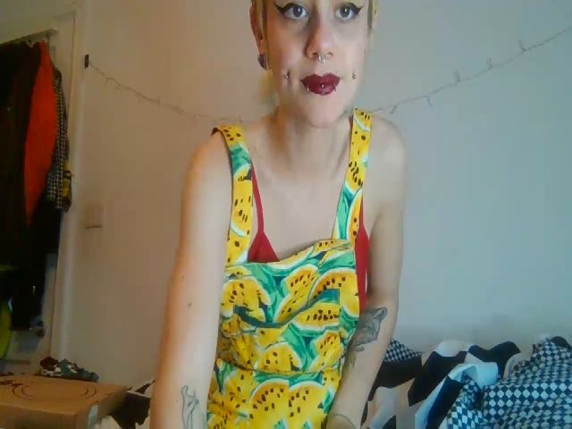 Live sex webcam photo for Punky_heidi #271638732