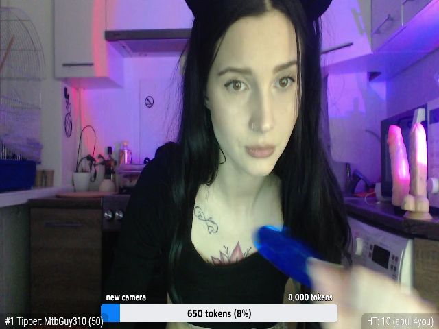 Live sex webcam photo for Manilaa #271643265