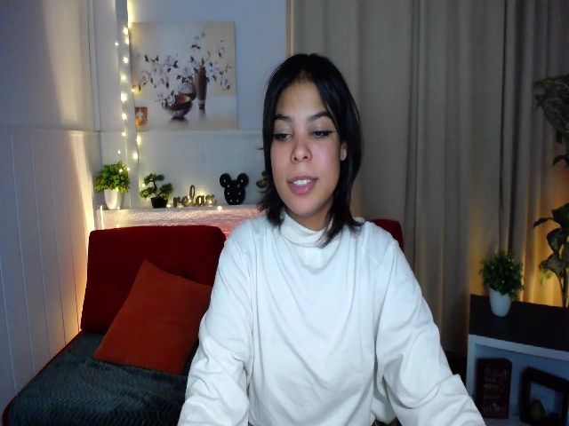 Live sex webcam photo for AnnyBrooks #271642797