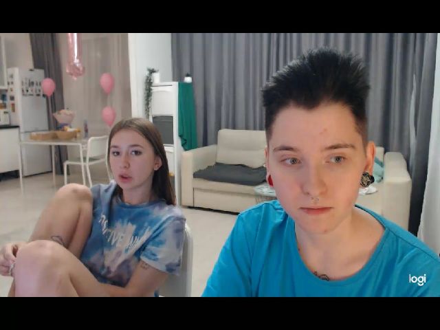 Live sex webcam photo for Chloe_Gf #271630953