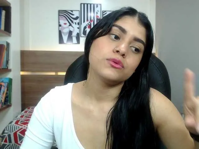 Live sex webcam photo for Sweetsexys #271630396