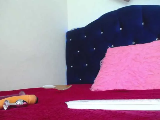 Live sex webcam photo for Anastasia020 #271641809