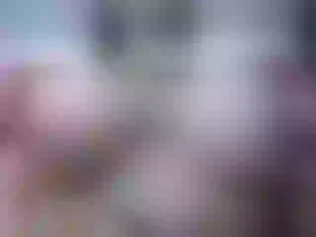 Live sex webcam photo for charlot-sexy #271640867