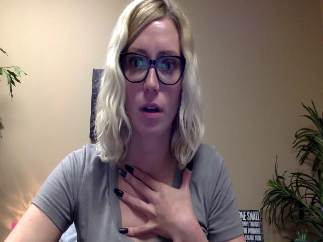 Live sex webcam photo for KendraK_badd #271639372