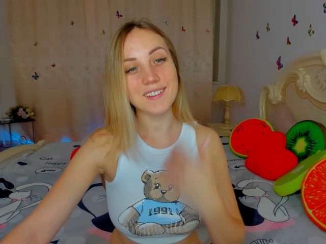 Live sex webcam photo for Love_Nadine #271638468