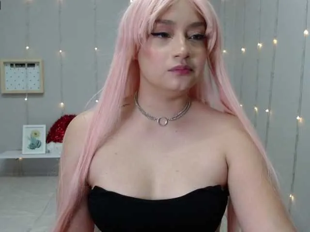 Live sex webcam photo for nikii-romanof #271629778