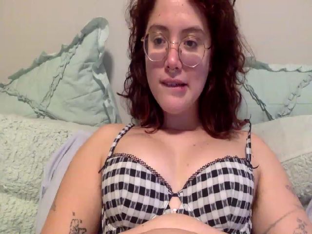 Live sex webcam photo for rainbowemily #271644525