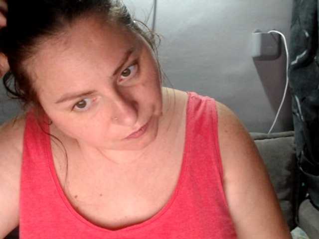 Live sex webcam photo for candycream74 #271645914