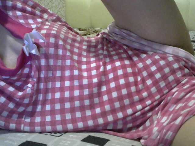 Live sex webcam photo for Saraoff82 #271656499