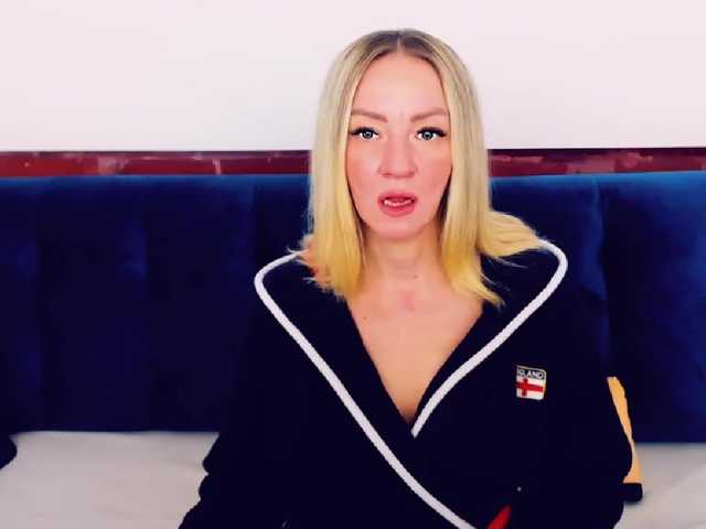 Live sex webcam photo for MelisaJacobs #271649474